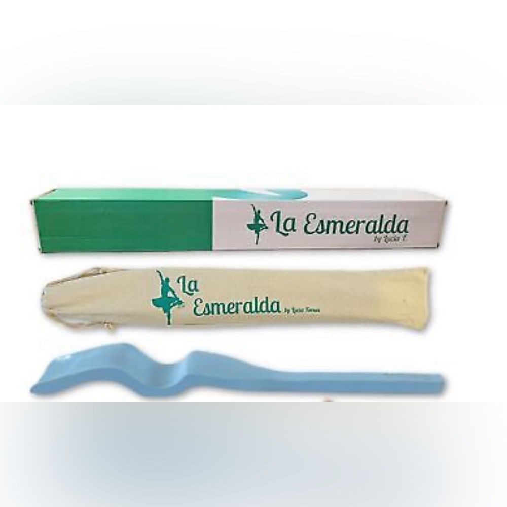 La Esmeralda by Lucia Fornos Blue wooden foot stretcher